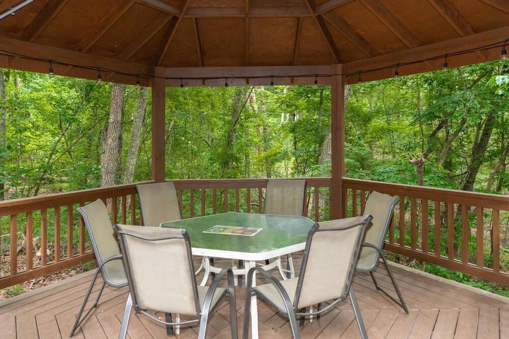 Photo of Patio Balcony in Pine Mountain Valley