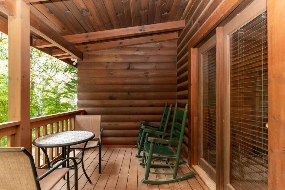Photo of Patio Balcony in Pine Mountain Valley