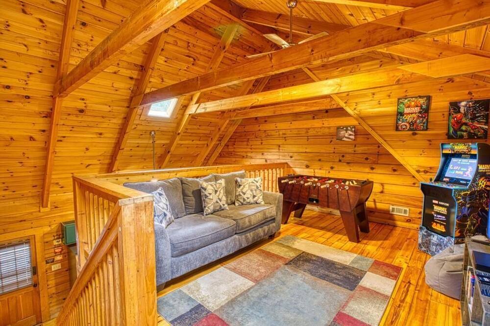 Photo of Livingroom in Pine Mountain Valley