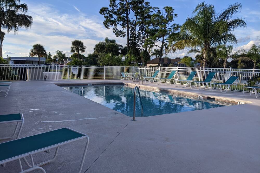 Photo of Outdoor in Titusville