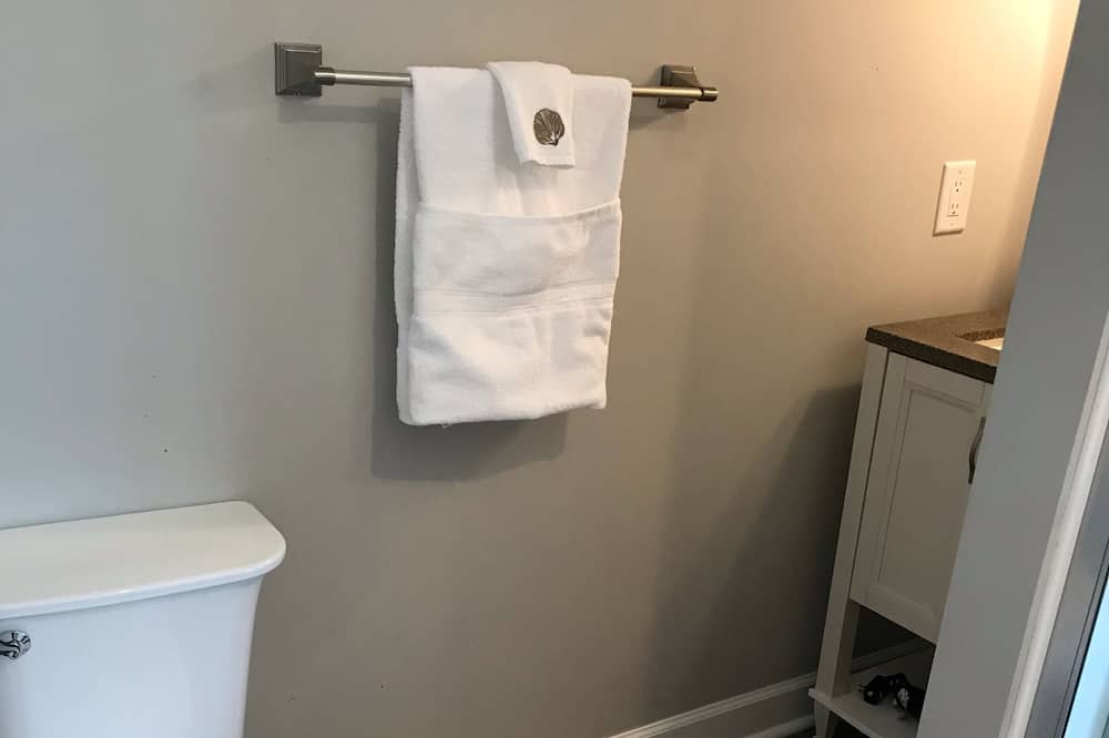 Photo of Bathroom in Mobile