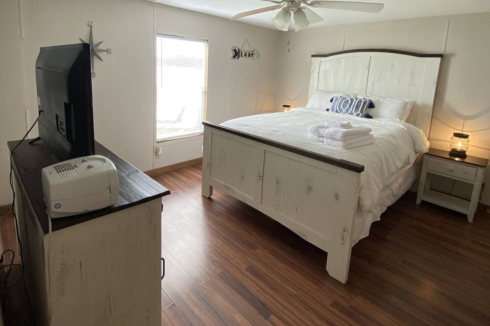 Photo of Bedroom in Wetumpka
