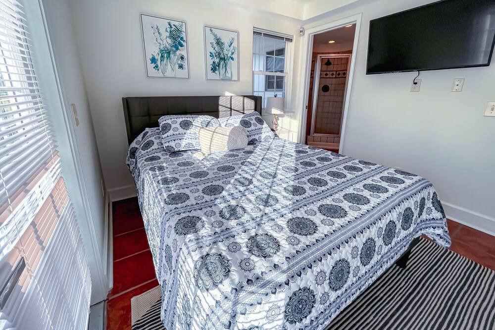 Photo of Bedroom in Shoreline Park