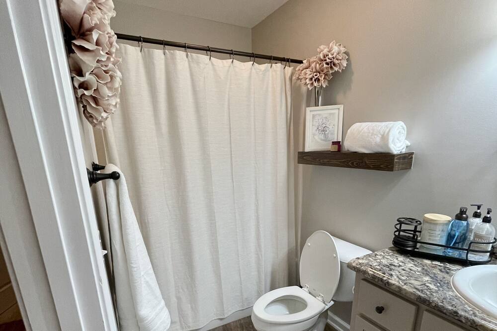 Photo of Bathroom in Enterprise