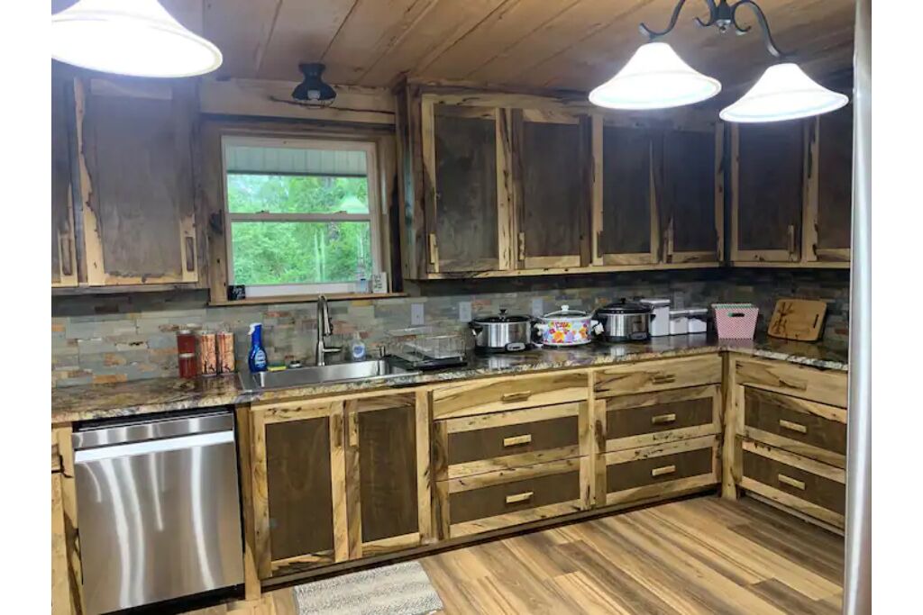 Photo of Kitchen in Stone County