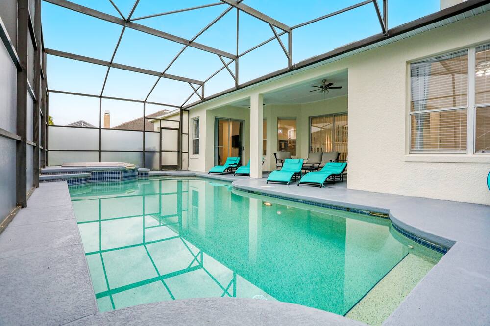 Photo of Outdoor in Ridgewood Lakes