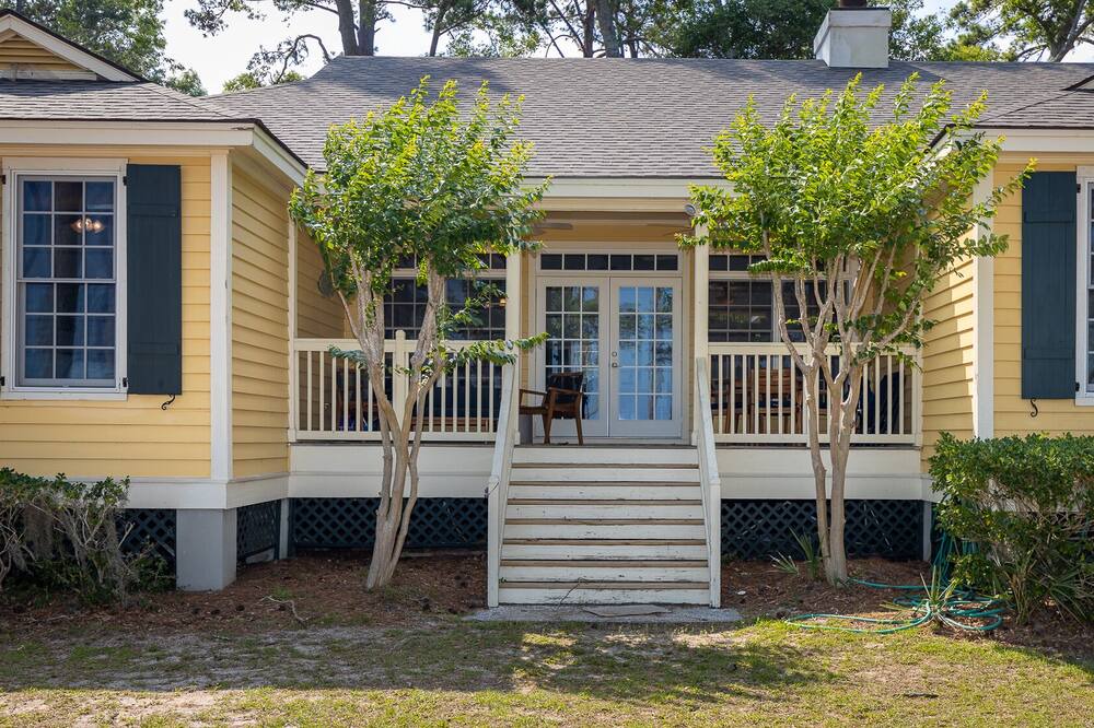 Photo of Outdoor in Melrose on the Beach