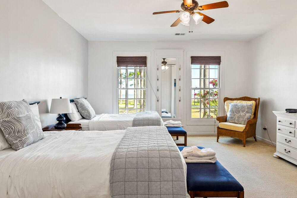 Photo of Bedroom in Melrose on the Beach
