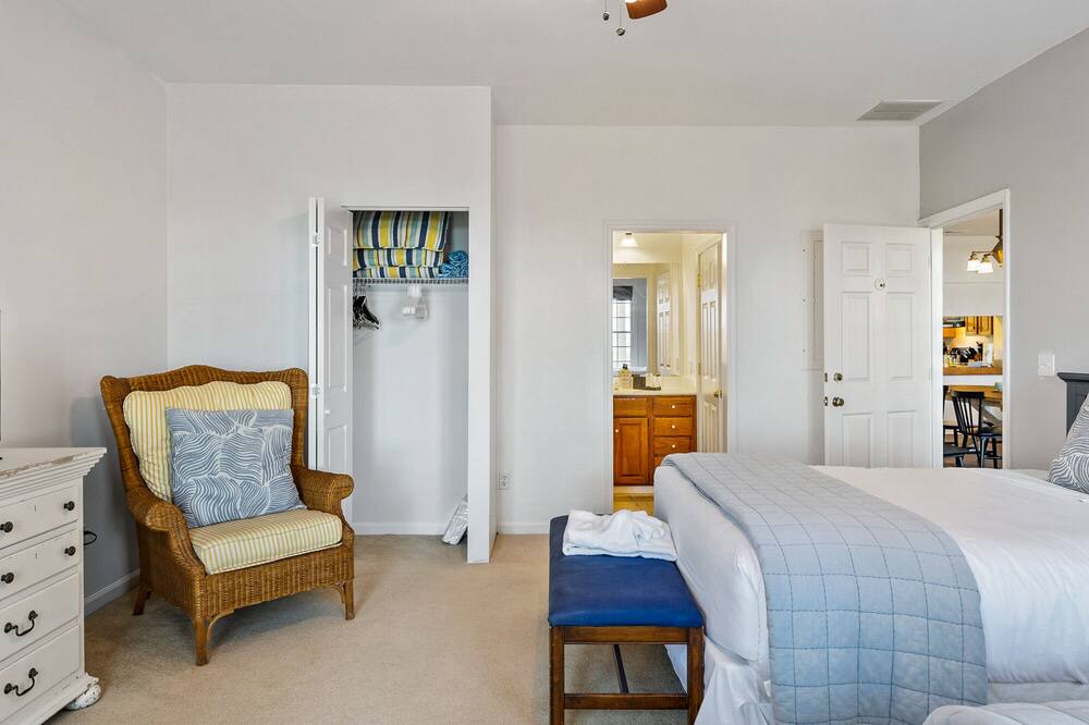 Photo of Bedroom in Melrose on the Beach