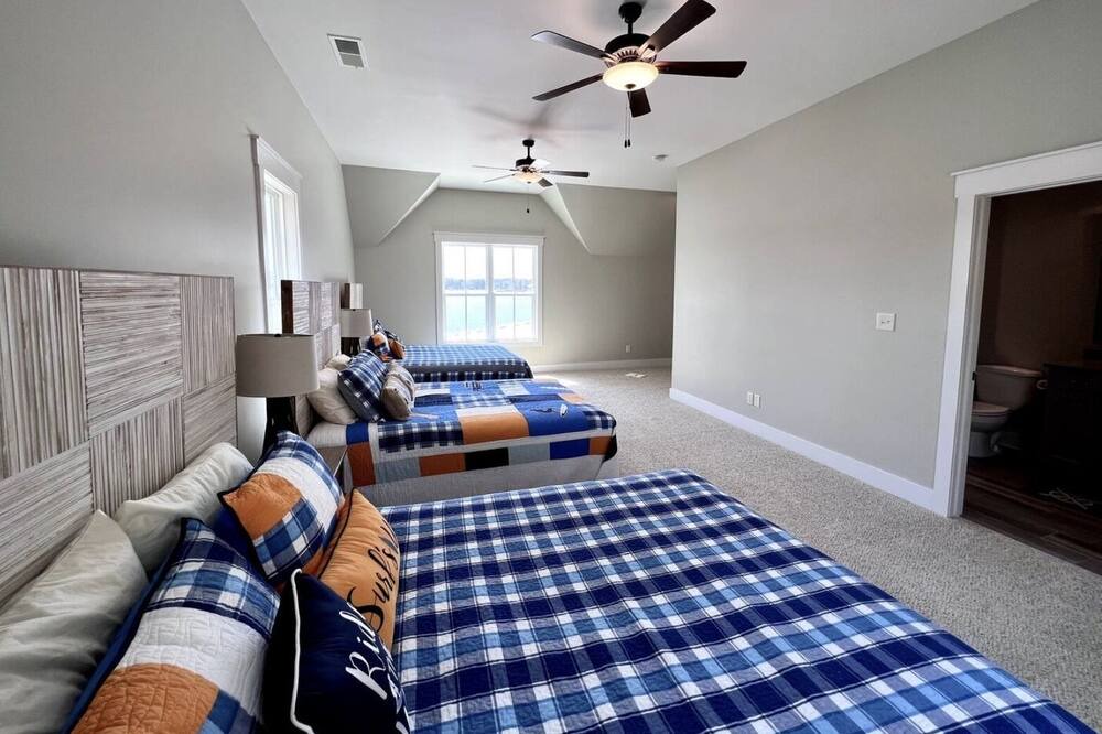 Photo of Bedroom in Coosa County