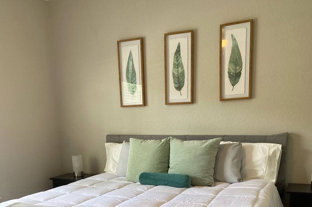 Photo of Bedroom in Oviedo