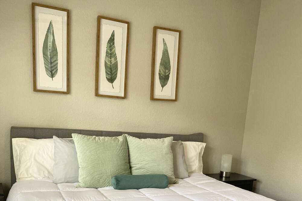 Photo of Bedroom in Oviedo