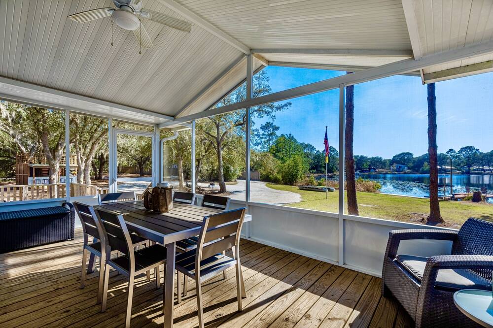 Photo of Patio Balcony in Interlachen