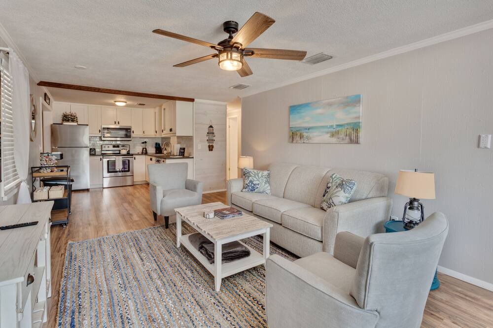 Photo of Livingroom in Saint Augustine Shores