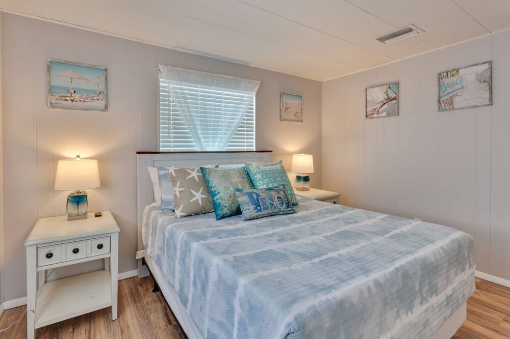 Photo of Bedroom in Saint Augustine Shores