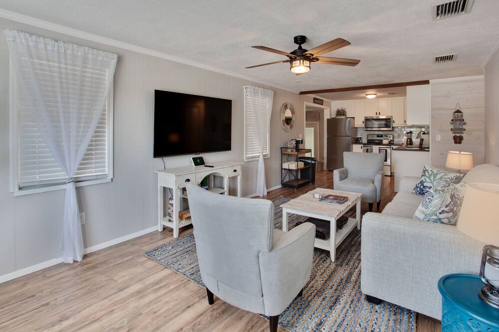 Photo of Livingroom in Saint Augustine Shores