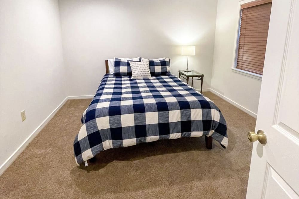 Photo of Bedroom in Flowood