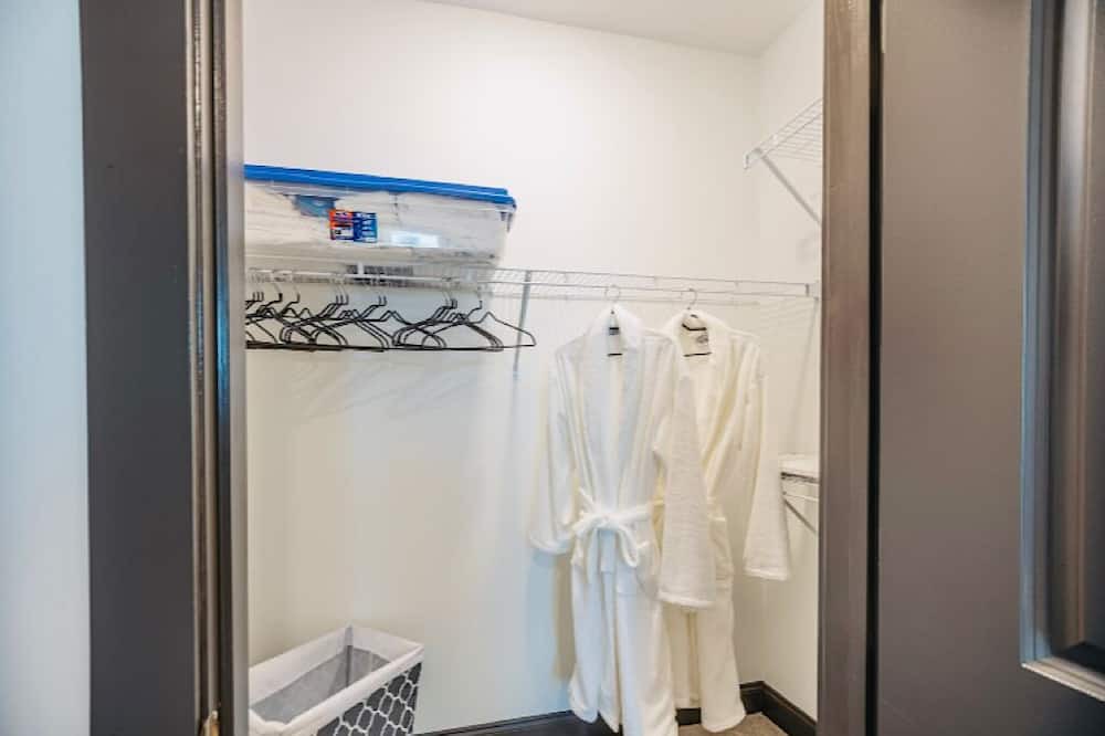 Photo of Bedroom in Augusta