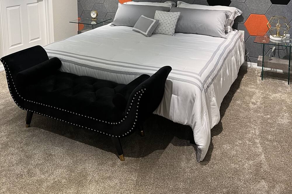 Photo of Bedroom in Winter Springs