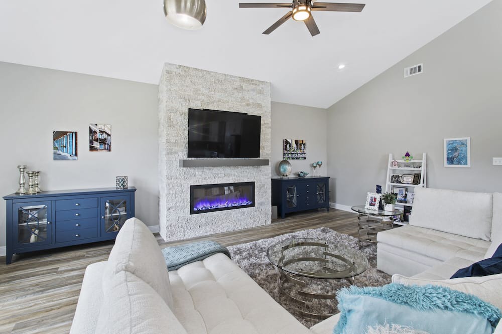Photo of Livingroom in Biloxi