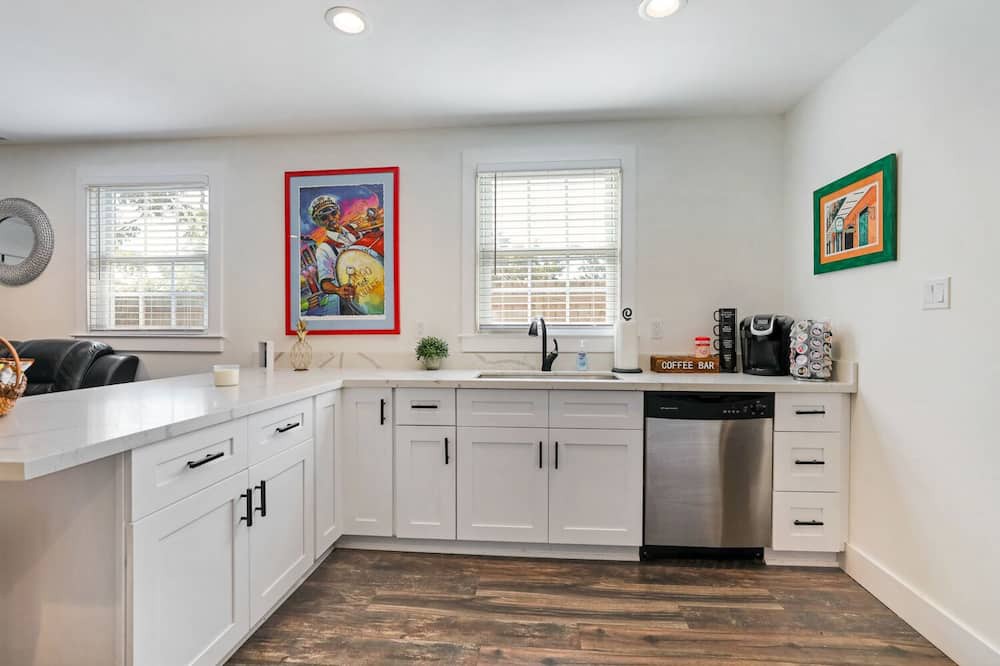 Photo of Kitchen in Kenner - Louis Armstrong International Airport