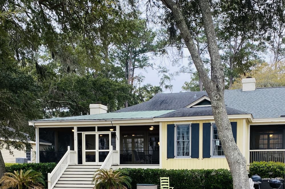 Photo of Outdoor in Melrose on the Beach