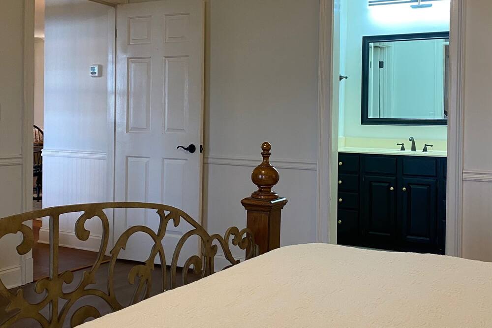 Photo of Bedroom in Melrose on the Beach