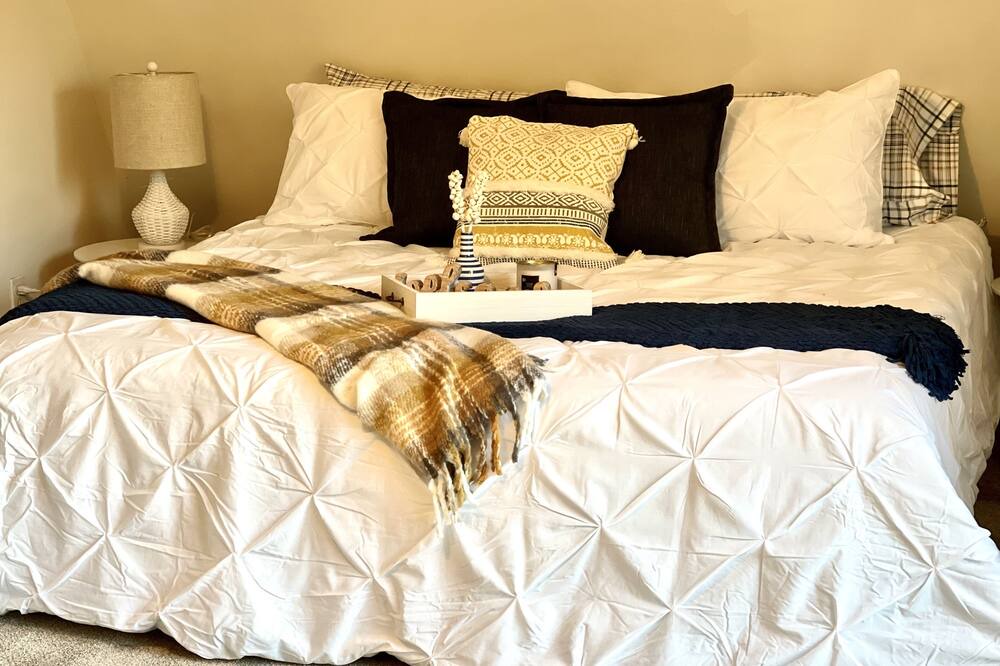 Photo of Bedroom in Eatonton