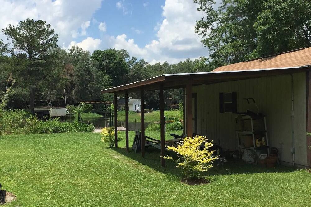 Photo of Outdoor in Melrose