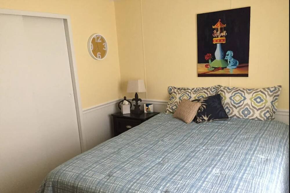 Photo of Bedroom in Melrose