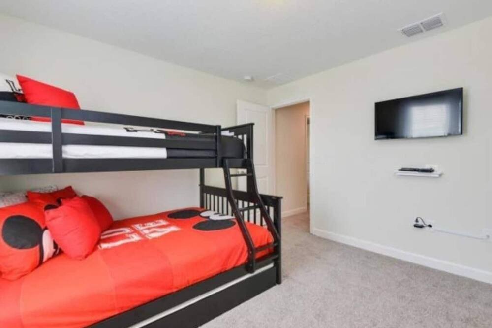 Photo of Bedroom in Davenport