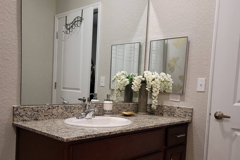 Photo of Bathroom in Daytona Beach