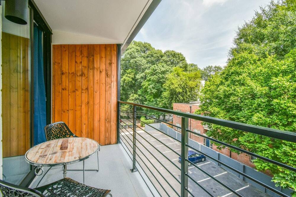 Photo of Patio Balcony in Virginia Highland