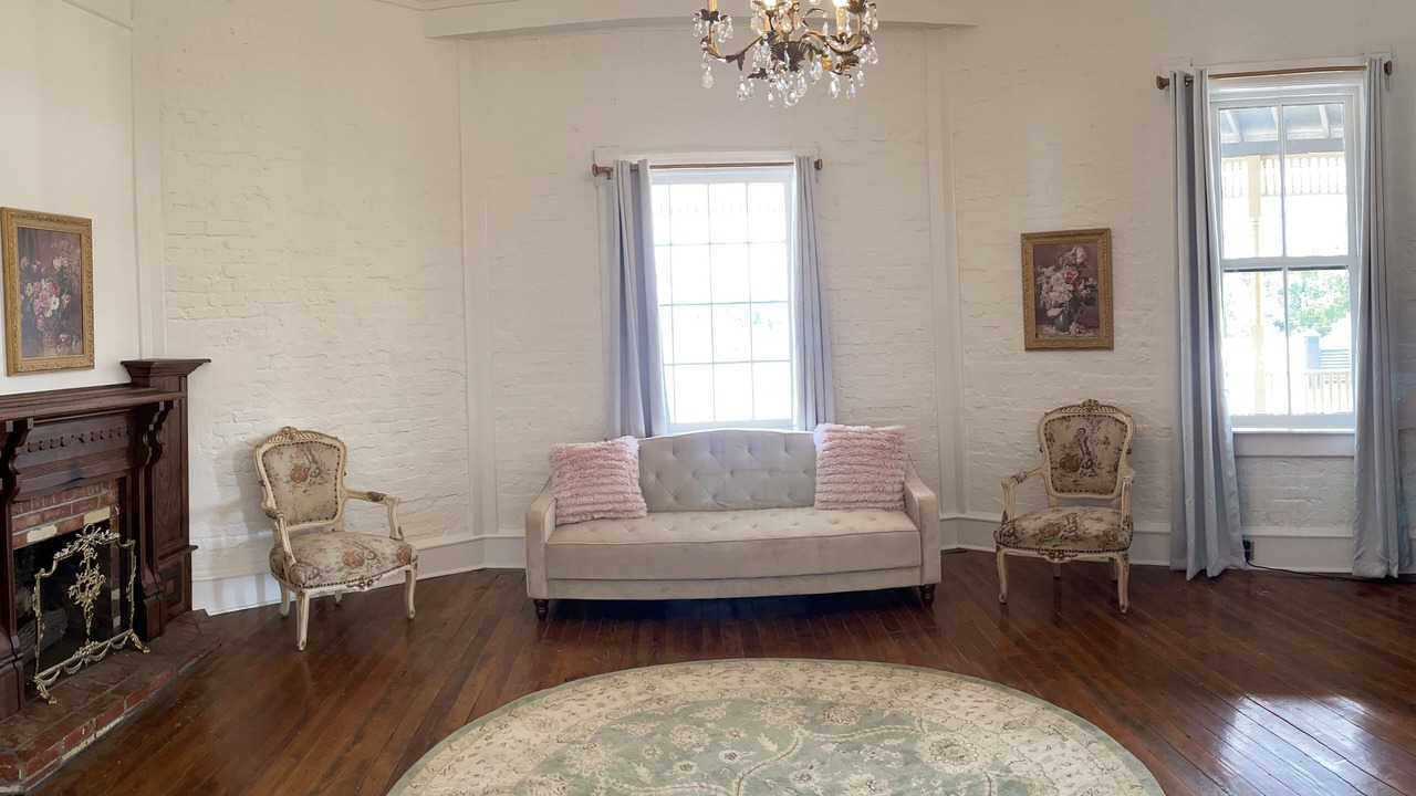 Photo of Livingroom in Hogansville