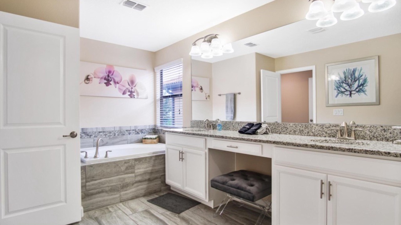 Photo of Bathroom in Loughman