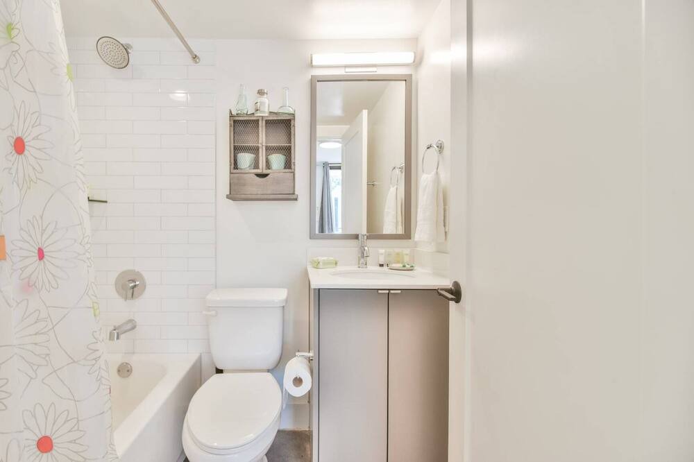 Photo of Bathroom in Virginia Highland