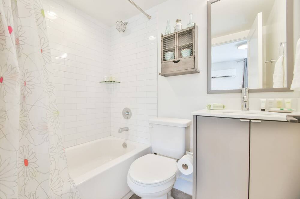 Photo of Bathroom in Virginia Highland