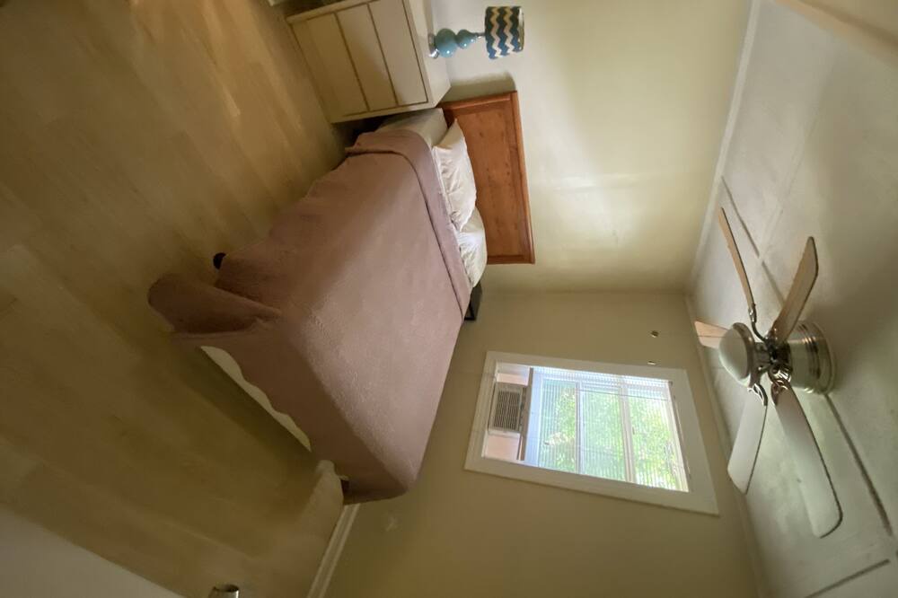 Photo of Bedroom in Englewood