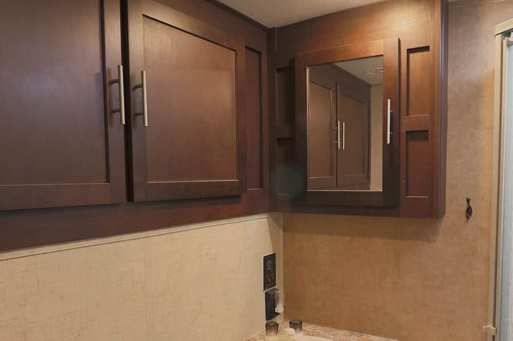 Photo of Bathroom in Theodore
