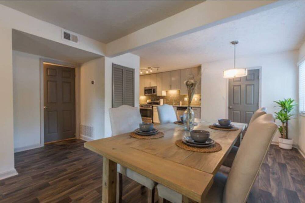 Photo of Kitchen in Atlantic Station Area