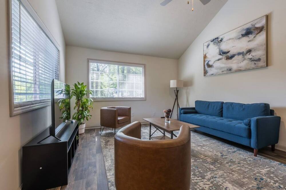 Photo of Livingroom in Atlantic Station Area