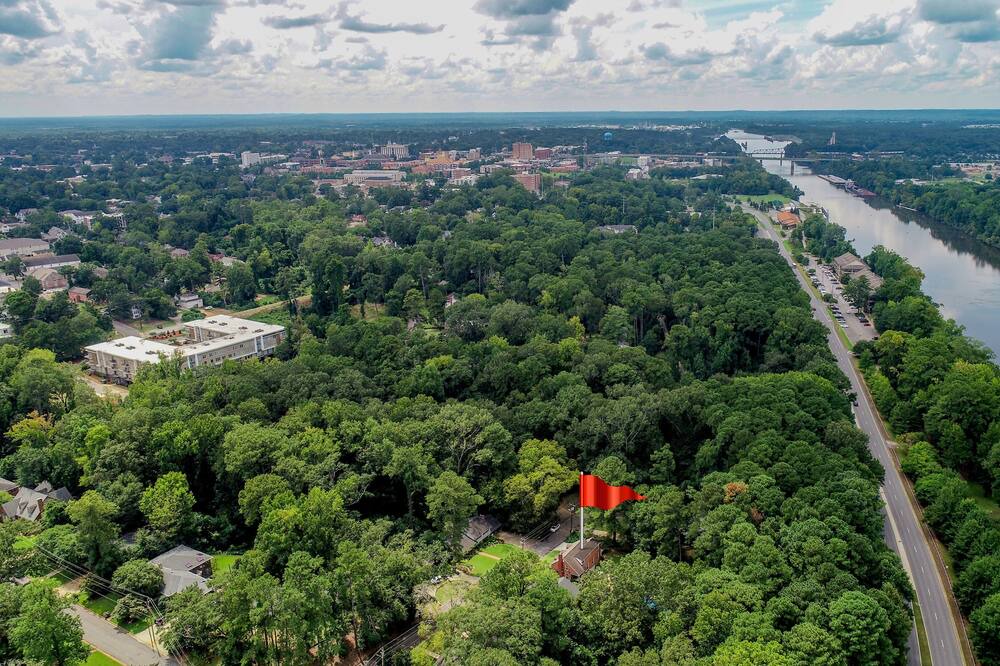 Photo of Others in Tuscaloosa