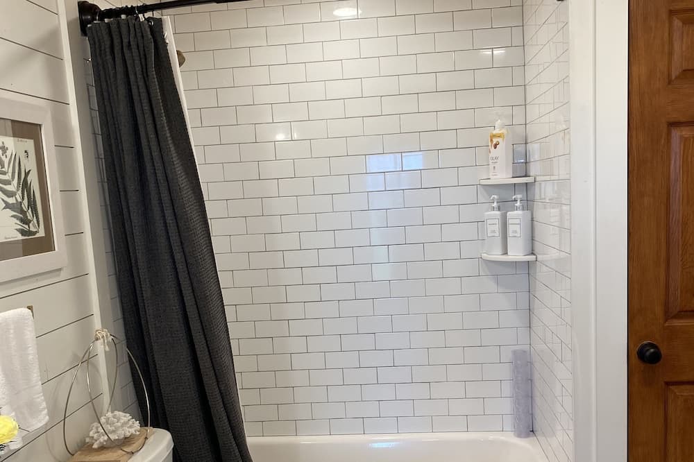 Photo of Bathroom in Ochlocknee