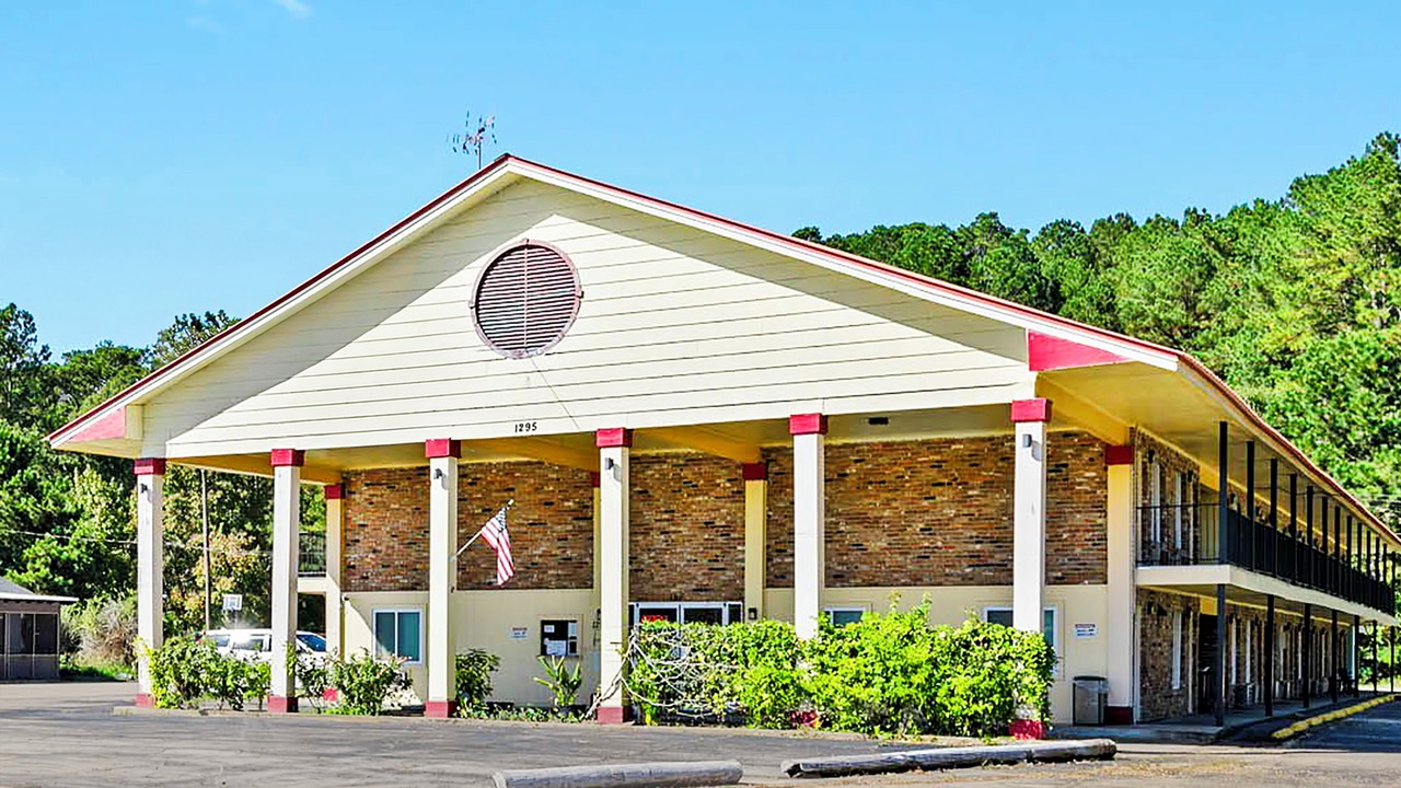 Photo of Outdoor in Prentiss