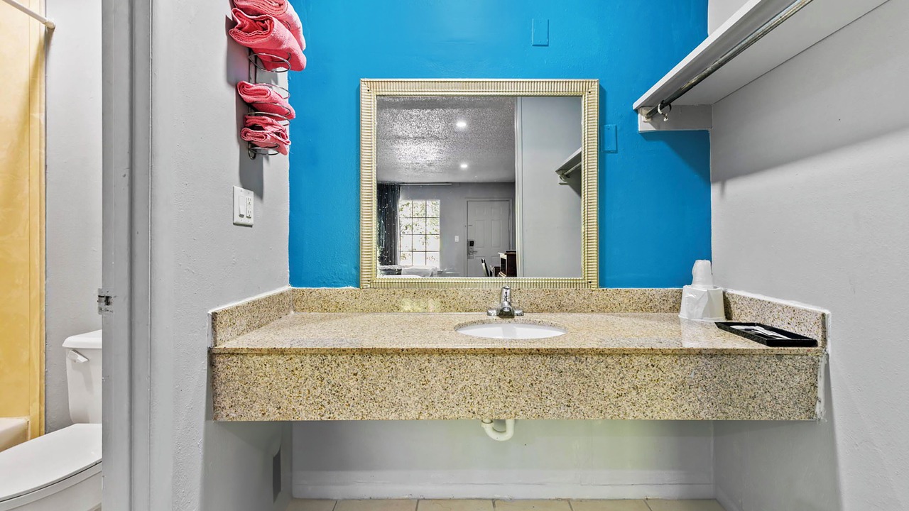 Photo of Bathroom in Prentiss