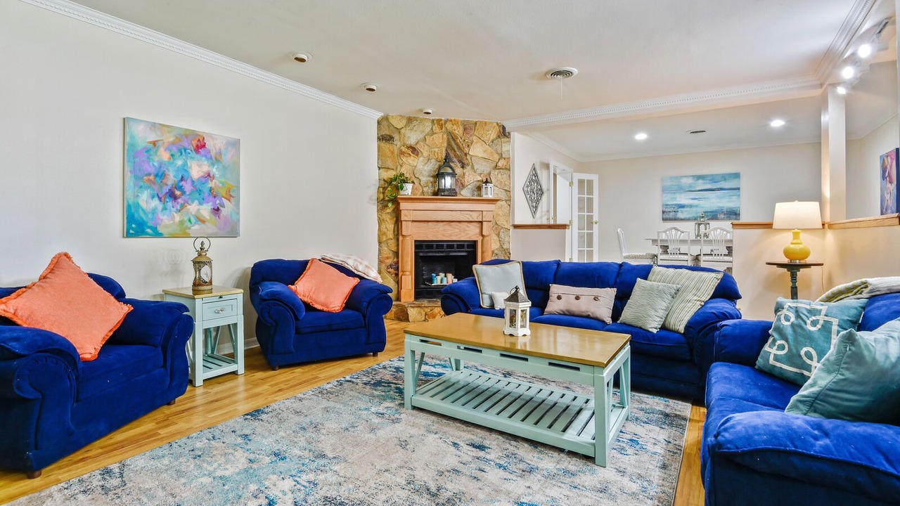 Photo of Livingroom in Gulf Hills