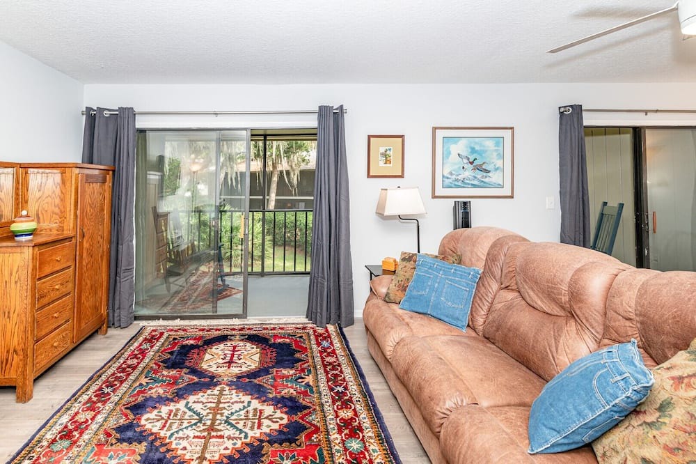 Photo of Livingroom in Saint Augustine Shores