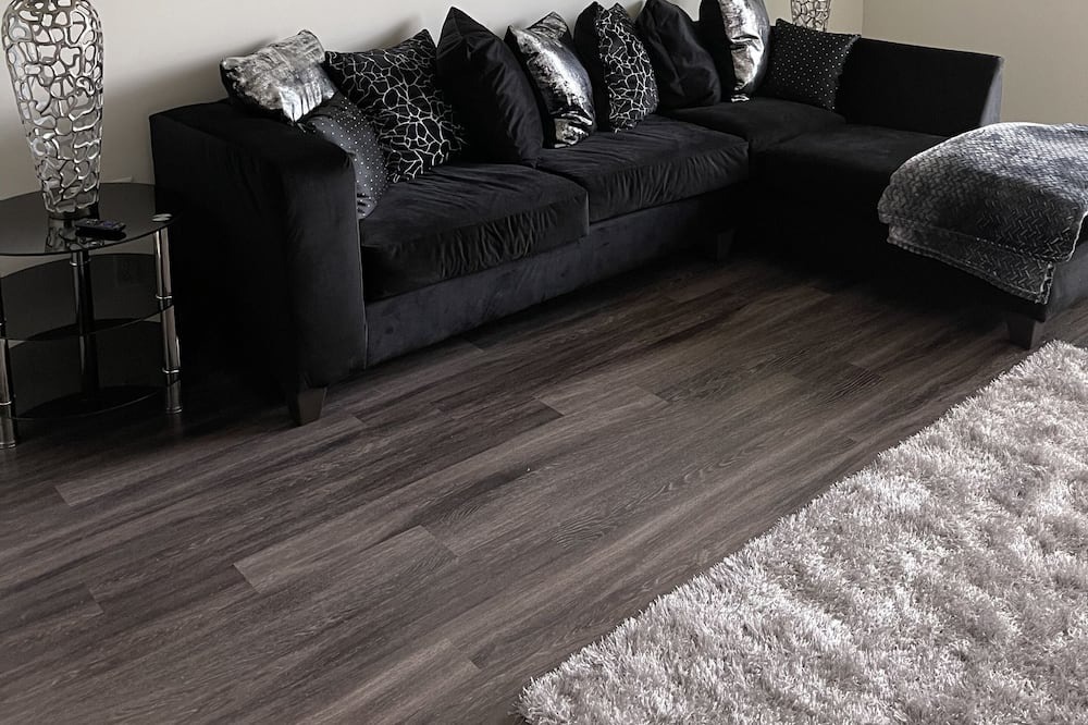Photo of Livingroom in North Ormewood Park