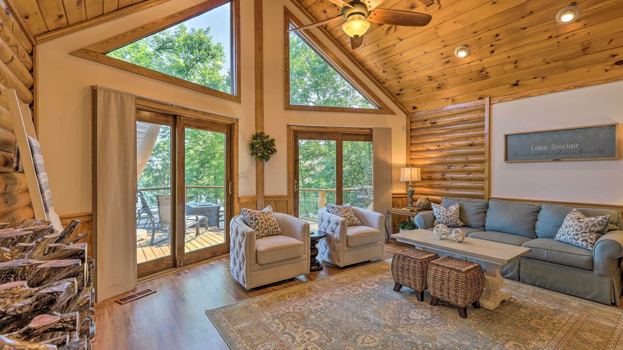 Photo of Livingroom in Milledgeville
