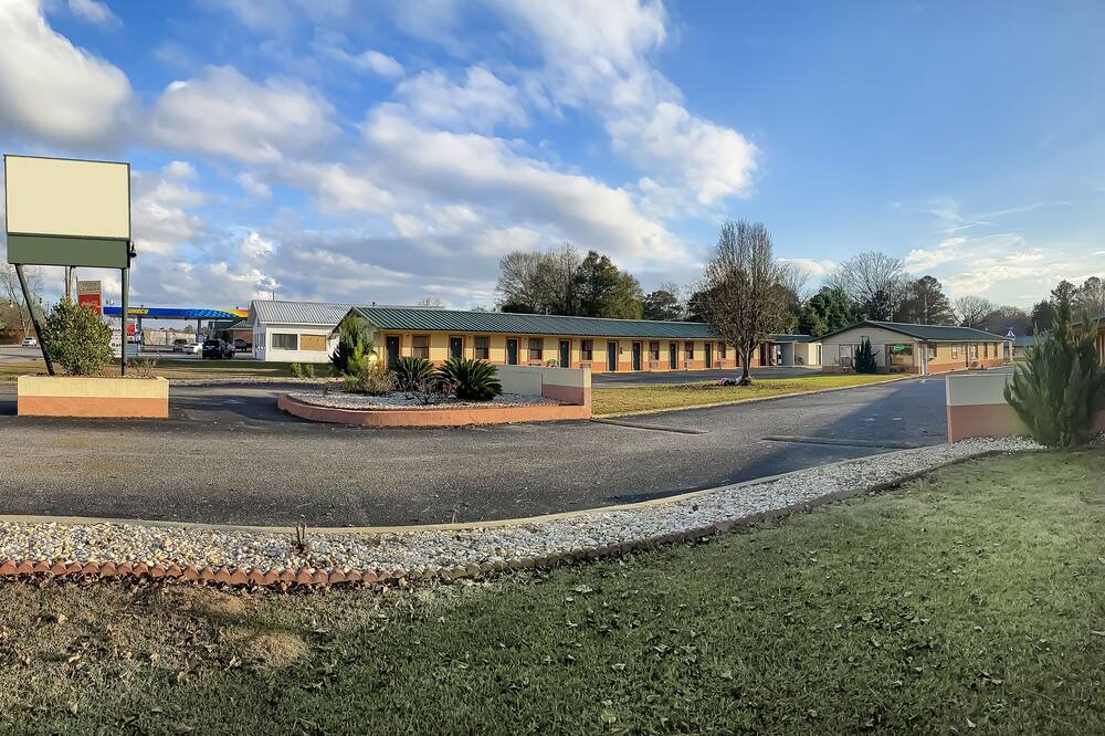 Photo of Outdoor in Tallassee